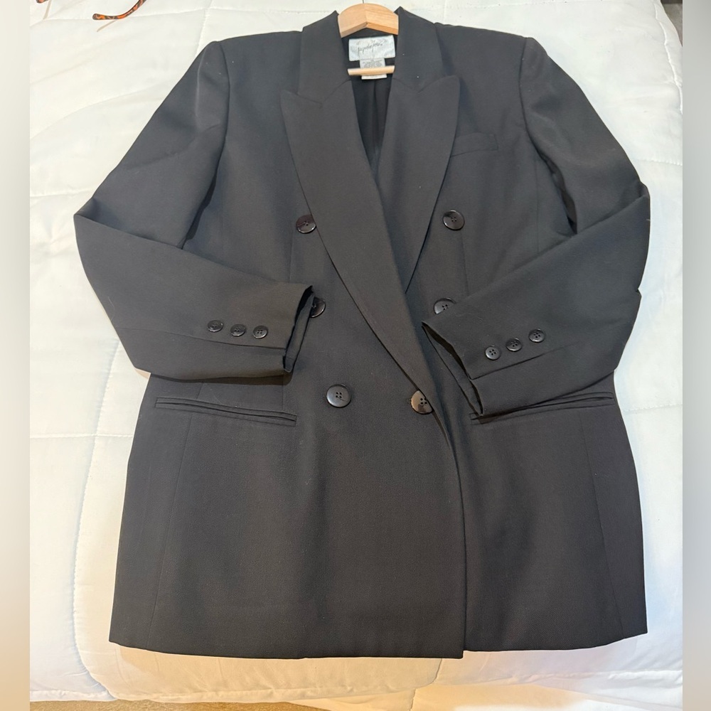 Jacqueline Ferrar Black Blazer with Notched Lapels Size 12